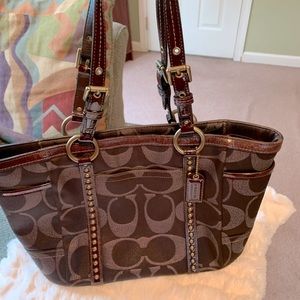 SoldxxxxxxxCoach bag sale!!!! Brown tote bag.